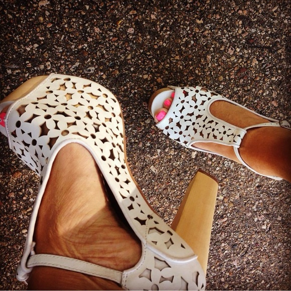 RARE-VINTAGE Jeffery Campbell Foxy Daisy - Picture 9 of 9